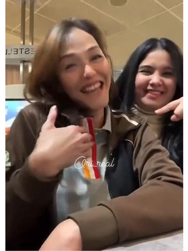 6 Potret Kegiatan Annisa Pohan Ketika di Jerman, Temui Langsung Bunda Corla