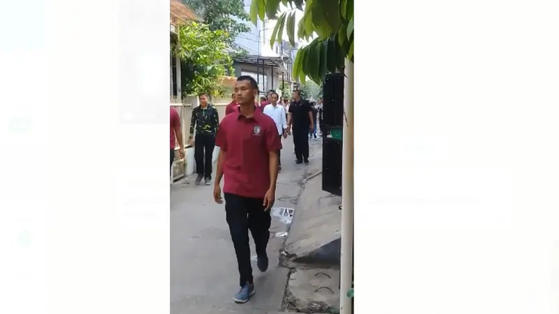 Beredar Video Jokowi Jalan Kaki di Gang Kecil Sunter