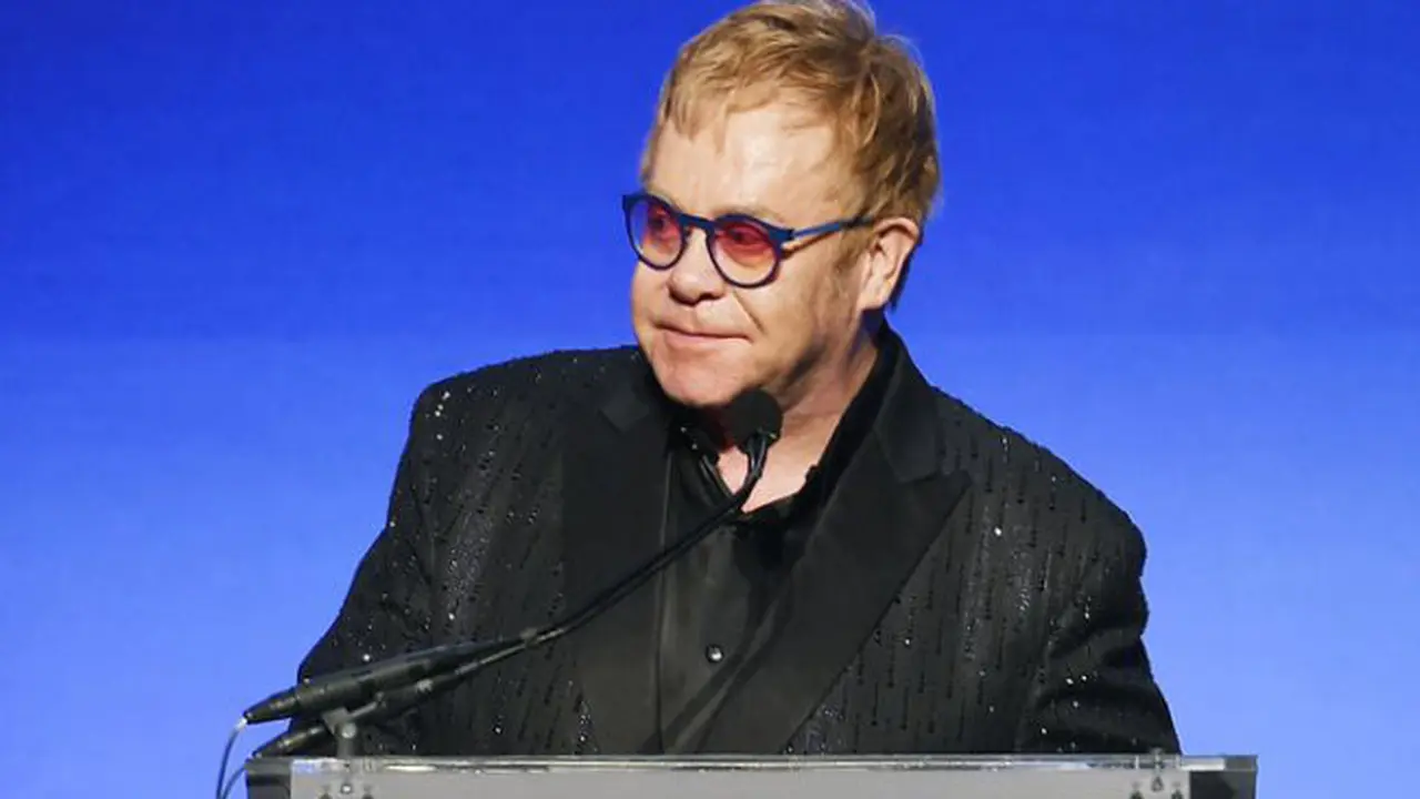 Eltohn John AIDS Foundation Gala 2015