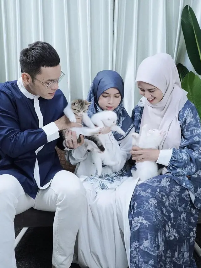 Potret Foto Keluarga Ben Kasyafani, Nesyana, dan Sienna jelang lebaran. [@nesyanabila]