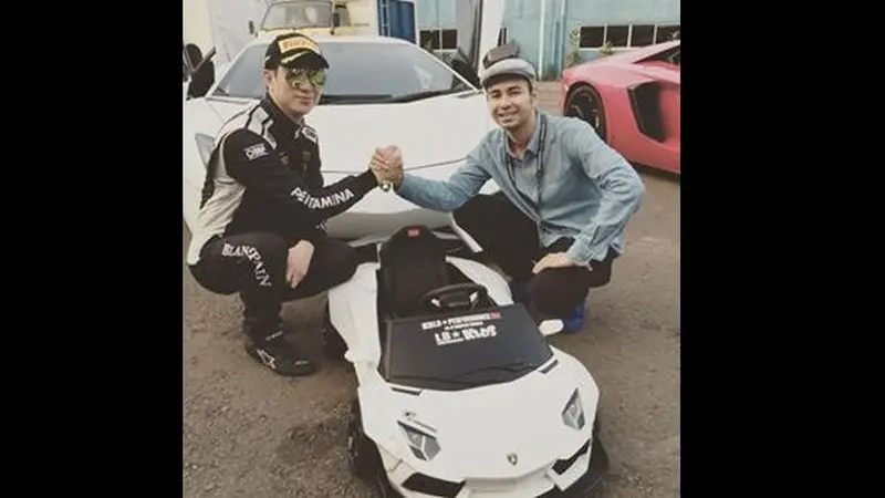 Masih Bayi, Anak Raffi Ahmad Dikadoi Mobilan Lamborghini