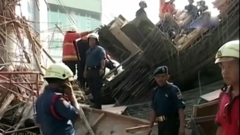 (lip6 Siang) Jembatan Ambruk 