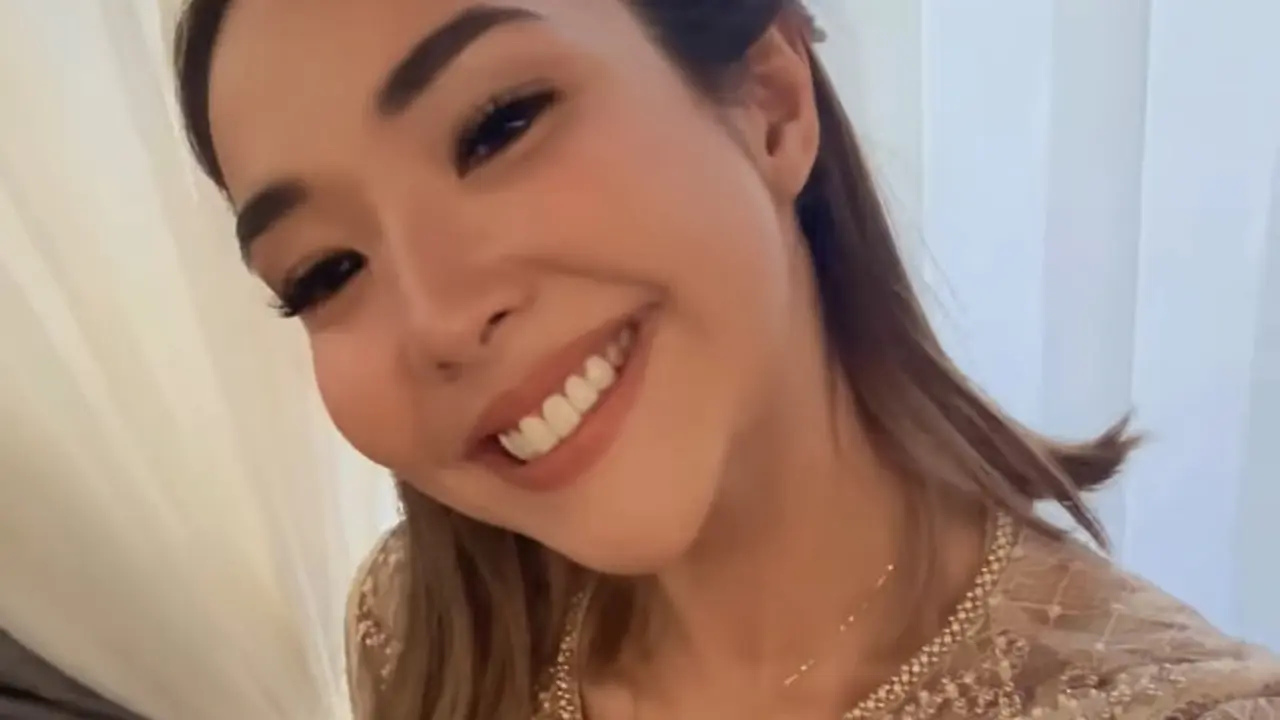 Penampilan Gisella Anastasia di Pernikahan Jessica Mila dan Yakup Hasibuan