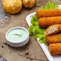 Ilustrasi Nugget Homemade Berserat Sehat Enak / Freepik by stockking