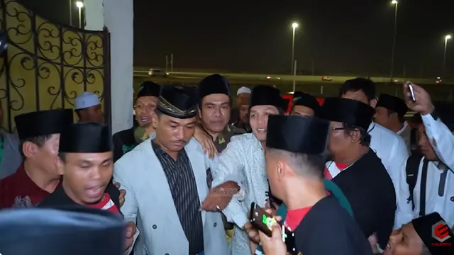 Gus Iqdam Dikawal Ketat (SS: YT  Creators Entertainment)