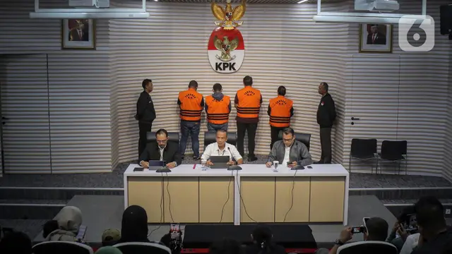 Barang Bukti OTT Kepala Kajari Bondowoso Puji Triasmoro