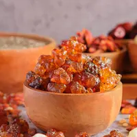 segudang manfaat peach gum/shutterstock/JohanHarinto