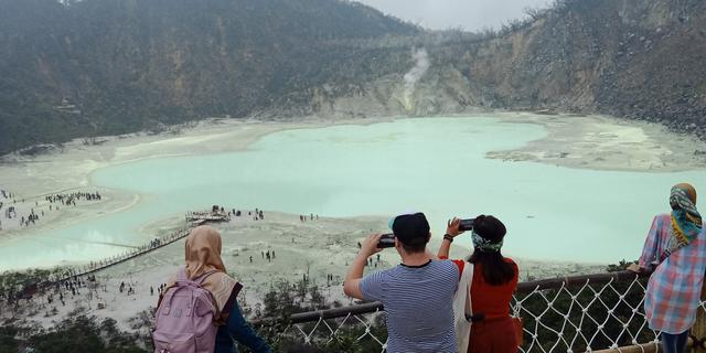 Jelajah Kawah Putih Ciwidey, Surga Wisata Eksotis di Bandung Selatan