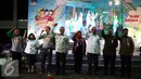 Ketua KPK Agus Raharjo usai membuka Festival Anak Jujur 2016 di area Ecovention, Jakarta, Rabu (31/8). Anak-anak berusia 5-12 tahun mengikuti Festival Anak Jujur  yang digelar KPK dari 31 Agustus-1 Juli. (Liputan6.com/Faizal Fanani)