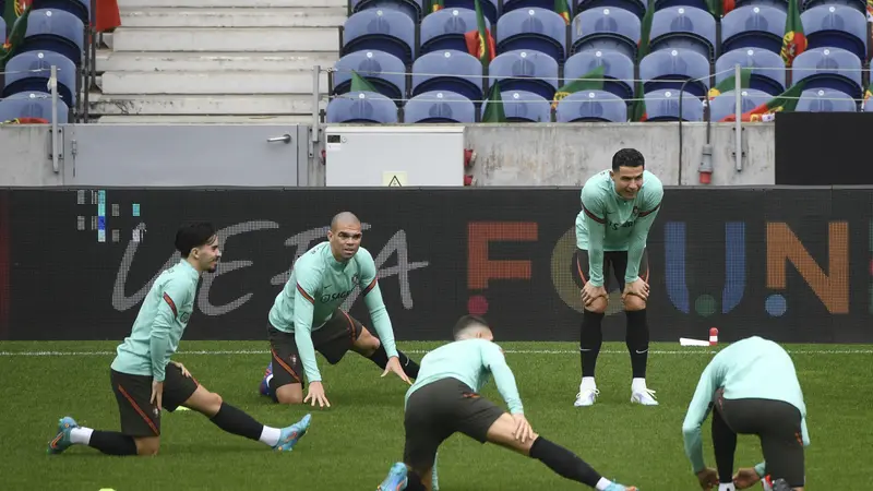 Sesi Latihan Portugal Jelang Hadapi Makedonia Utara di Final