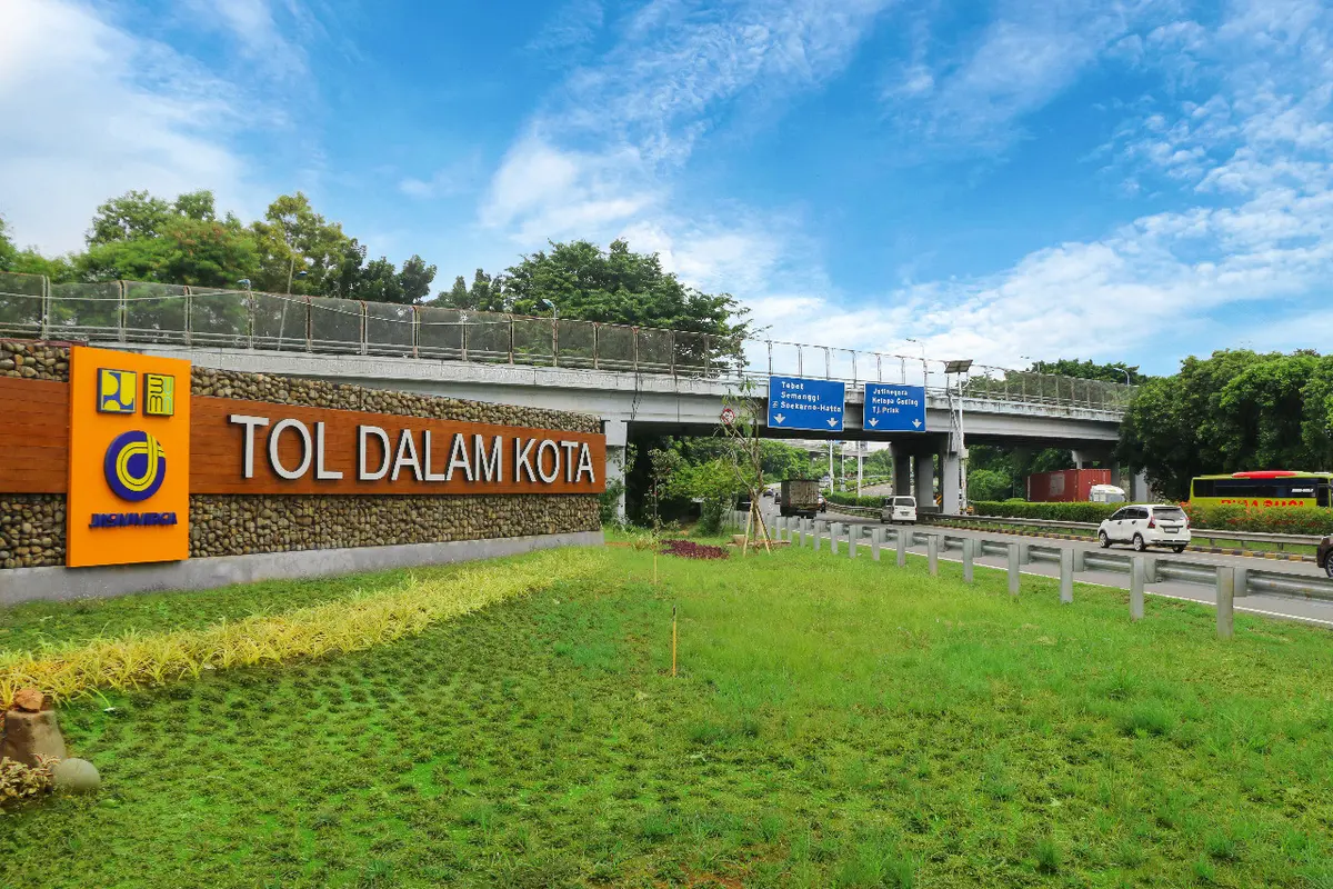 Jalan Tol Dalam Kota ruas Tol Cawang-Tomang-Pluit