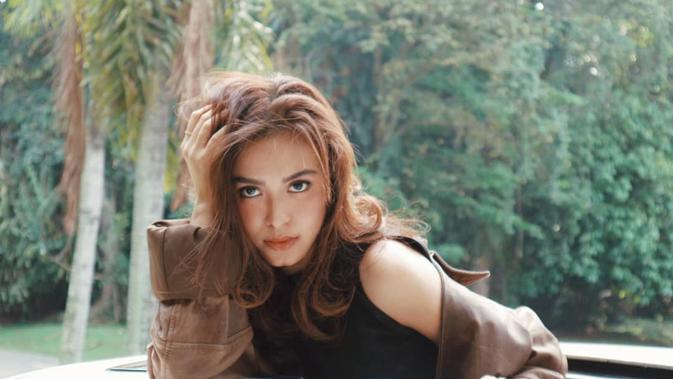 Suami Rini Mentari seorang pilot kaya raya. (Sumber: Instagram/@rinimentari_)