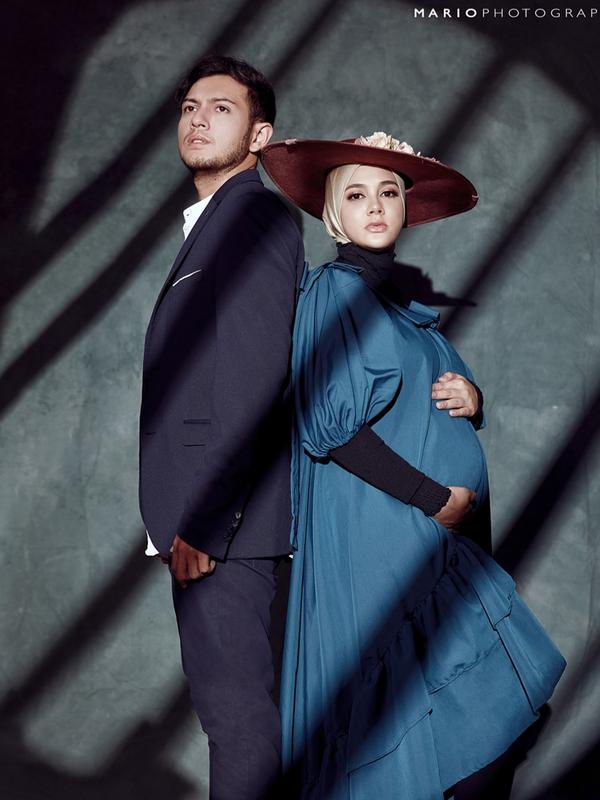 Rifky Balweel dan Biby Alraen tengah bersiap menyambut kehadiran buah hati mereka lewat unggahan maternity shoot. (Sumber: Instagram/@mariophotographie)