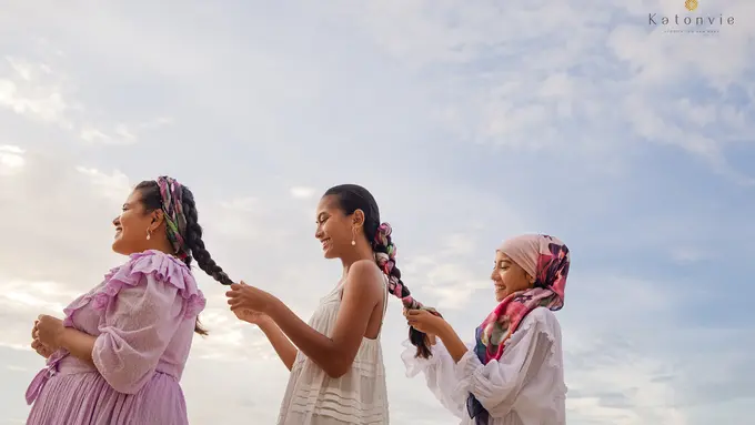 Pentingnya Kekeluargaan dan Nilai Kesetaraan Gender, Katonvie Bercerita melalui Scarf