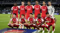Para pemain Arsenal berfoto bersama sebelum laga Liga Champions antara Napoli vs Arsenal di Naples, Italia, Rabu, 9 September 2026. (AP Photo/Gregorio Borgia)