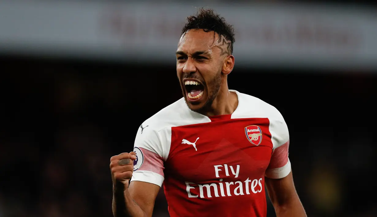 1. Pierre-Emerick Aubameyang (Arsenal) - 10 gol dan 2 assist (AFP/Adrian Dennis)