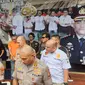 Polisi menangkap Tohab Silaban, pencekik polisi lalu lintas di Tol Angke 2, Jakarta Barat. (Liputan6.com/Nanda Perdana Putra)
