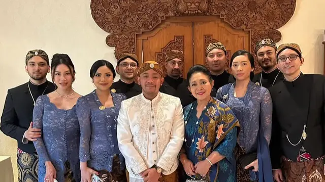Keluarga Cendana Kembali Berkumpul di Pernikahan Cicit Soeharto. [@titieksoeharto]