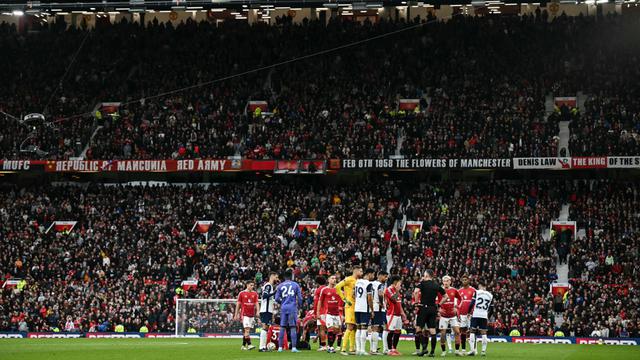 Foto: Detik-detik Bruno Fernandes Diusir Wasit Hingga Tinggalkan Lapangan, Awal Mula Petaka Setan Merah