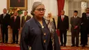 Rina Soemarno saat dilantik sebagai Duta Besar RI untuk Bangladesh di Istana Negara, Jakarta, Kamis (18/5). Para duta besar ini dilantik berdasarkan Keputusan Presiden Nomor 57 P Tahun 2017 tentang. (Liputan6.com/Angga Yuniar)