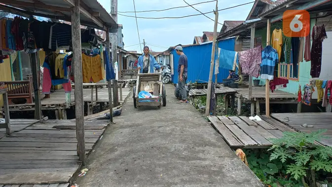 <p>Kondisi permukiman Nelayan Suku Duano di Tanjung Solok, Kampung Laut, Kabupaten Tanjung Jabung Timur, Jambi. (Liputan6.com/Gresi Plasmanto)</p>