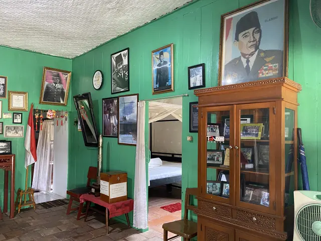 Rumah Pengasingan Bung Karno dan Bung Hatta di Rengasdengklok. (Liputan6.com/Delvira Hutabarat)