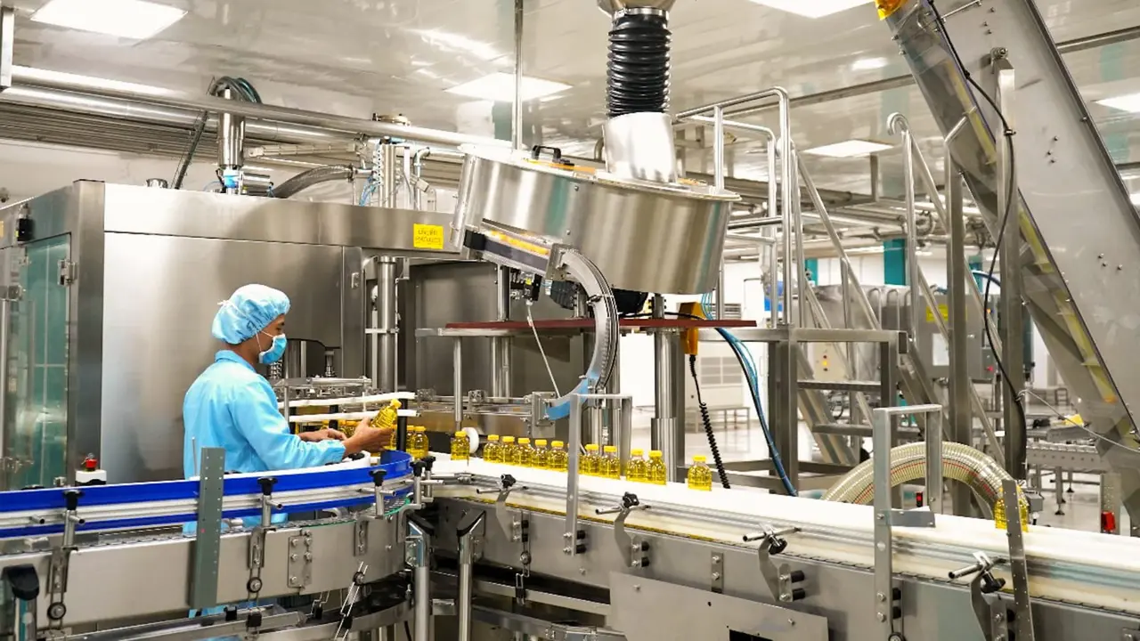 Perjalanan Martua Sitorus, dari Loper Koran hingga Jadi Raja Minyak