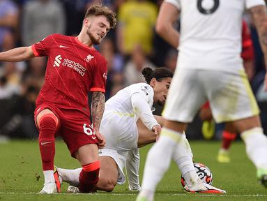 Bintang muda Liverpool, Harvey Elliott, mengalami cedera parah saat timnya bersua Leeds United pada laga pekan keempat Premier League, Minggu (12/09/2021). (Foto:AFP/Oli Scarff)