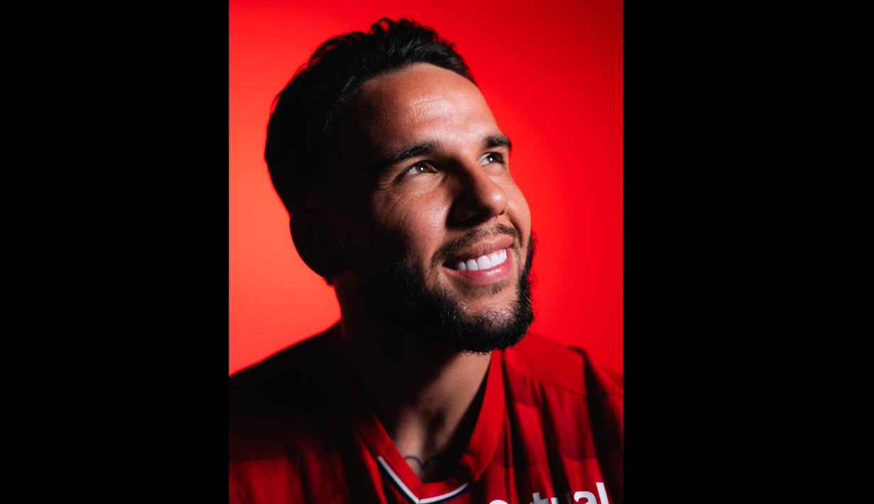 Calvin Verdonk tercatat telah menorehkan 99 penampilan di semua ajang, dengan kontribusi empat gol sejak membela NEC Nijmegen pada 2021 lalu. ia bahkan menjadi pemain non-kiper dengan menit bermain terbanyak, yakni 2.853 menit. (Dok. LOSC)