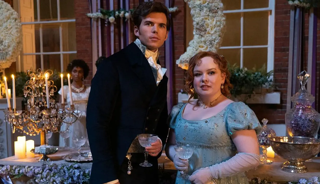 Di serial Bridgerton Season 3 sendiri banyak netizen yang dibuat penasaran akan kisah asmara Penelope dengan Colin. Bahkan, melalui Instagram Bridgerton, serial dari Netflix ini telah membagikan beberapa cuplikan first look yang langsung mencuri perhatian. (Liputan6.com/IG/@bridgertonnetflix)