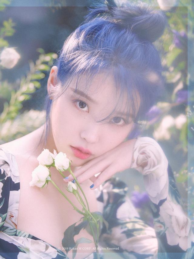 IU (Kakao M/ Soompi)