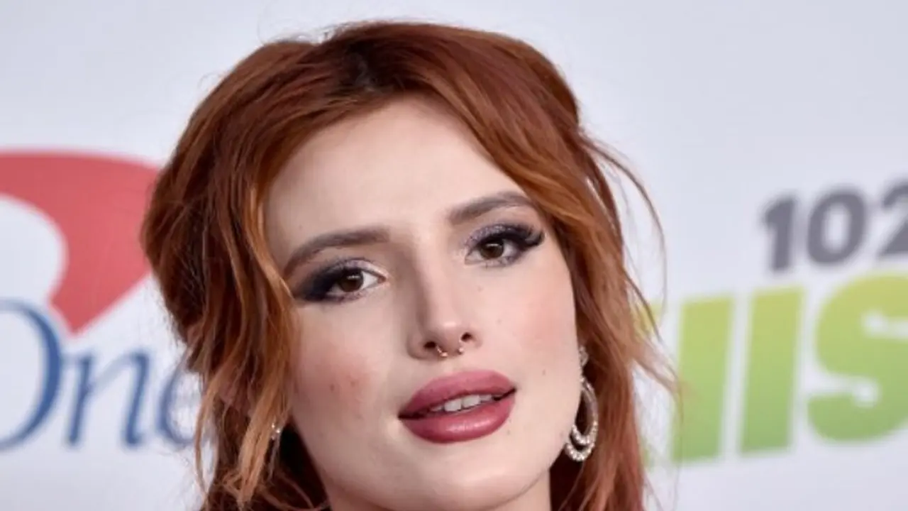 [Bintang] Bella Thorne