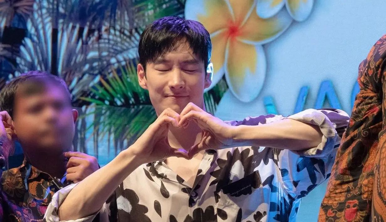 Potret Lee Je Hoon fan meeting di Indonesia. (Instagram/ leejehoon_official)