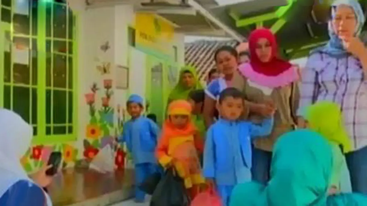 VIDEO: Ciptakan Bank Sampah untuk Bangun Sekolah