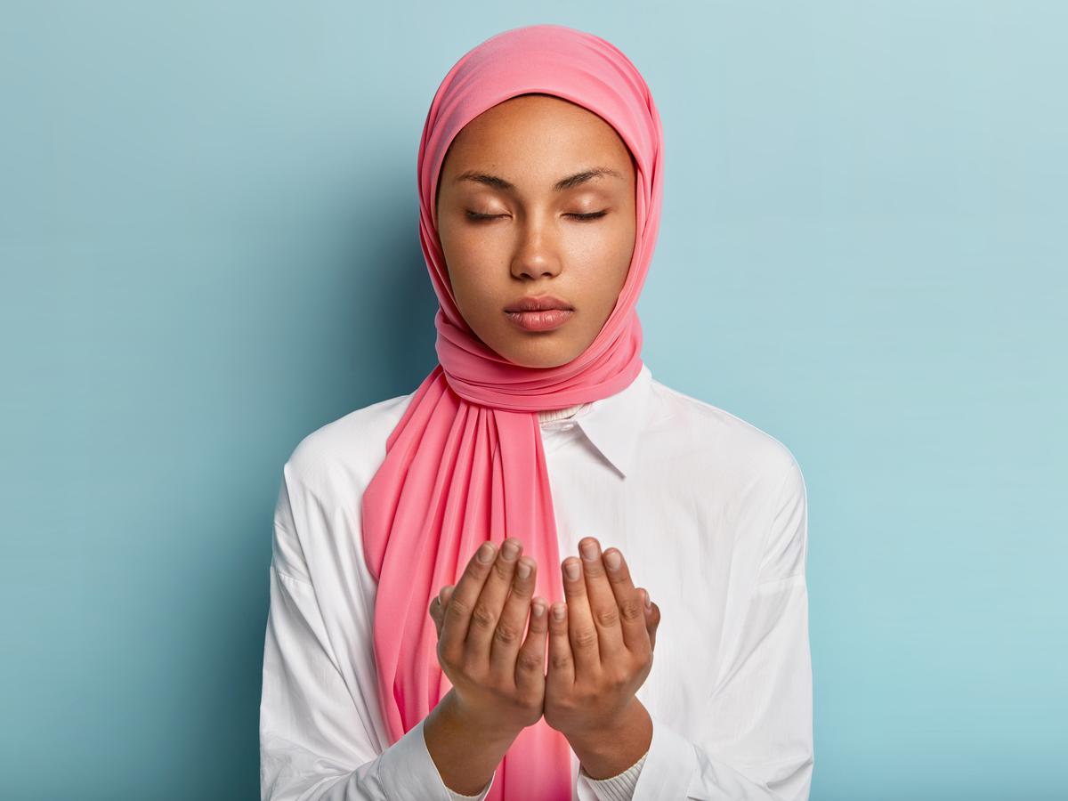 Baca Doa Ini Agar Mendapat Kemudahan untuk Berutang - Ramadan ...