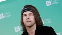 Vokalis Band Rock Caleb Shomo Akui Dirinya Penyuka Sesama Jenis, Reaksi Istrinya Begitu Pilu