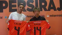 Gelandang asal Jepang, Shori Murata (27 tahun) dan Leonardo Lelis (27) asal Brasil resmi gabung Persiraja Banda Aceh. (Bola.com/Gatot Susetyo)