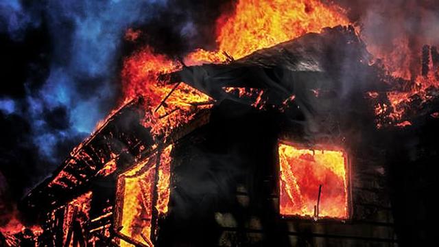 Ilustrasi rumah terbakar