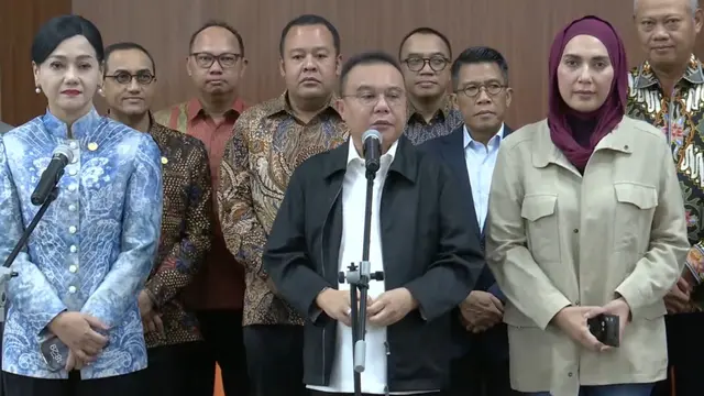 Wakil Ketua DPR Sufmi Dasco Ahmad Usai Bertemu OJK dan Direksi BEI