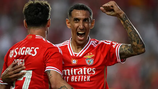 Foto: Dua Rekannya Tampil Impresif, Cristiano Ronaldo Tunjukkan Ekspresi Ini Setelah Al Nassr Dibantai Benfica