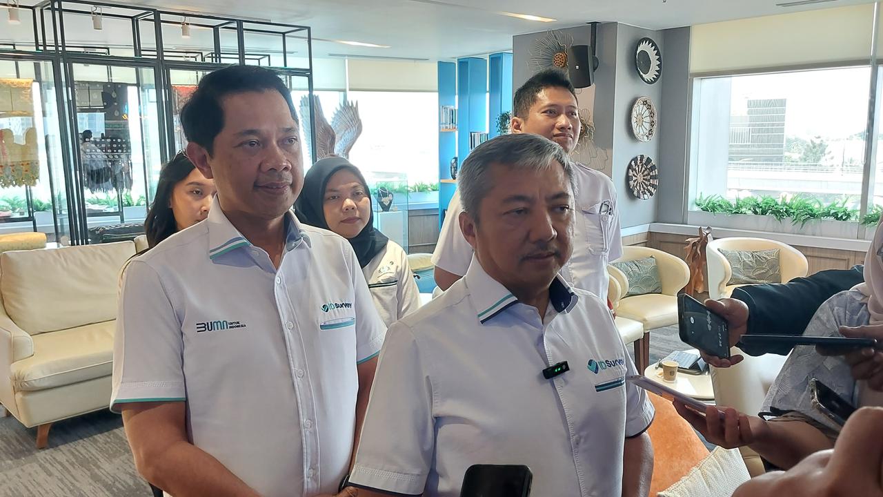 Direktur Utama PT Surveyor Indonesia (PTSI) M Haris Witjaksono menegaskan tidak mungkin wine bisa mendapat label halal. (Arief/Liputan6.com)