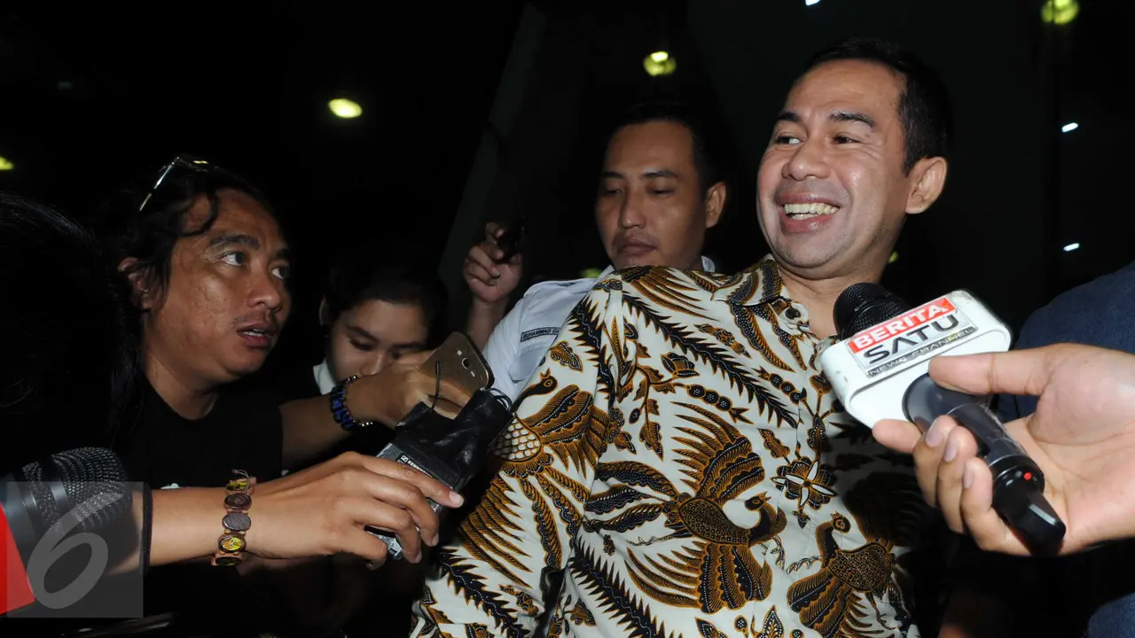 20160119- Wawan Kembali Diperiksa KPK-Jakarta-Helmi Afandi