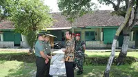 Dalam pertemuan ini juga hadir KSAD Jenderal TNI ‎Mulyono, Pangdam IV Diponegoro Mayjen TNI Jaswandi dan Kapolda Jateng.