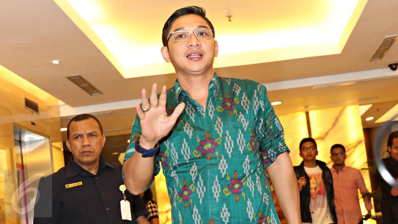 20151210-Kondisi Belum Stabil, Pasha Ungu Batal Jemput Anak dan Istrinya