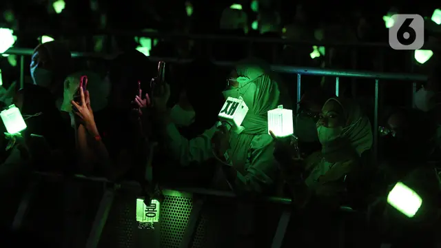 Antusiasme NCTzen Saksikan Konser NCT 127 di Indonesia