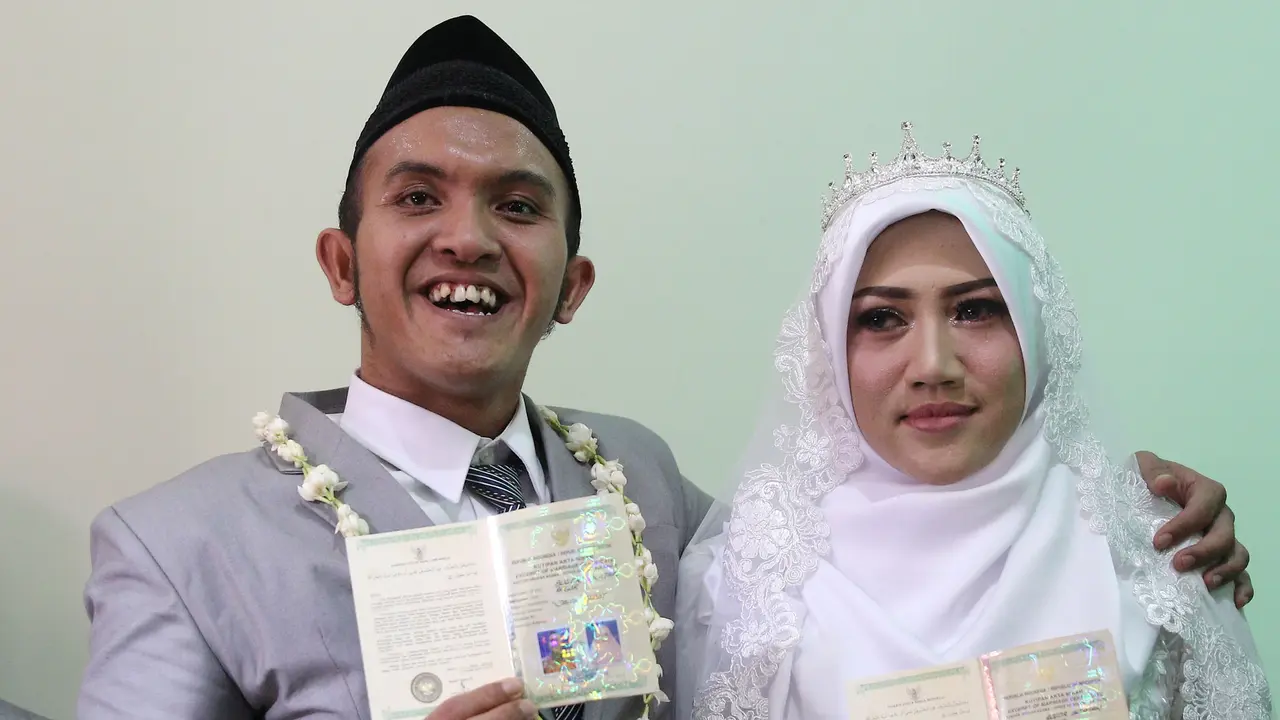 Sah, Caisar Aditya Nikahi Mantan Sopir Indadari