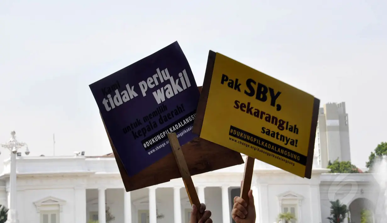 Koalisi Kawal RUU Pilkada berharap Presiden Susilo Bambang Yudhoyono menghentikan setiap upaya yang membunuh demokrasi di negeri ini, Jakarta, (16/8/14). (Liputan6.com/Miftahul Hayat)