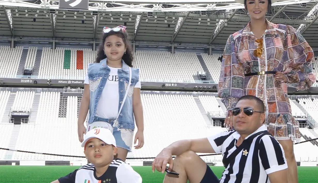 Krisdayanti dan Raul Lemos