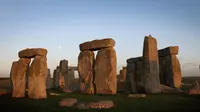 Pembangunan Stonehenge hingga masa kini masih merupakan misteri, namun ada teori-teori tak terduga di baliknya.