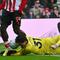 Penampilan apik ditunjukkan kiper Manchester United, Senne Lammens saat bertandang ke markas Sunderland dalam laga lanjutan Liga Inggris 2025/2026, Sabtu (09/05/2026) waktu setempat. (AFP/Andy Buchanan)